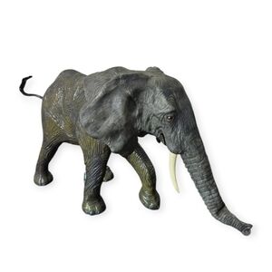 Vintage 1999 Animal Tronics WowWee Electronic Toy Elephant Roar Wow Wee WORKS